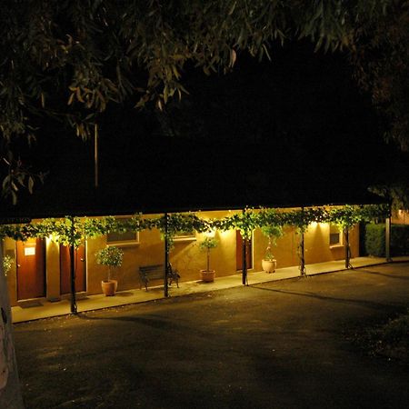 Burra Motor Inn Экстерьер фото